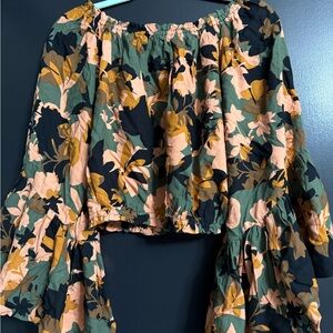 Vici Multicolor Ruffled crop top